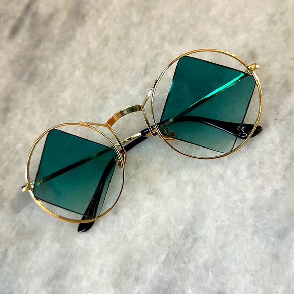 Axiom Round Geometric Sunglasses - Picture 2 of 3